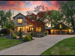 7 FAIRCOURT Avenue  Chatham, ON N7L 2X2