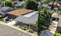 187 RAY STREET N  Hamilton, ON L8R 2Y3
