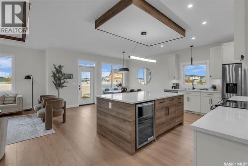 463 Traeger Close, Saskatoon, SK - Indoor Photo Showing Kitchen With Upgraded Kitchen