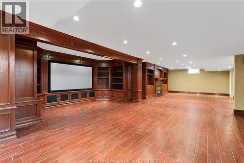 1585 Stoneybrook Crescent, Windsor, ON - Indoor Photo Showing Other Room