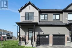 11 PUMICE PLACE Ottawa, ON K2J 7H4