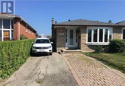 LOWER - 870 CONSORT CRESCENT Mississauga, ON L5C 1J9