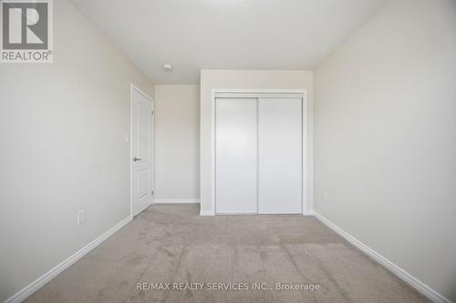 250 Esther Crescent, Thorold, ON - Indoor Photo Showing Other Room