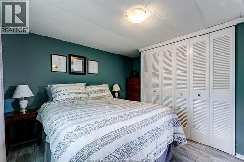 105 Brooks Boulevard, Lakeshore, ON - Indoor Photo Showing Bedroom