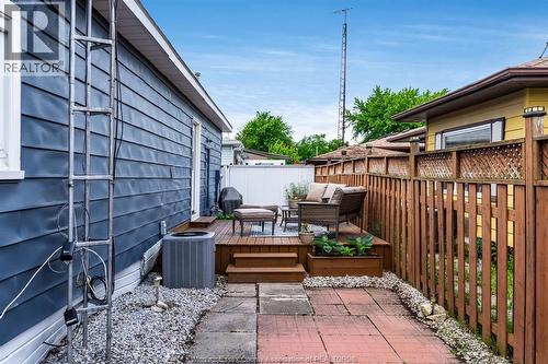 105 Brooks Boulevard, Lakeshore, ON - Outdoor With Deck Patio Veranda With Exterior