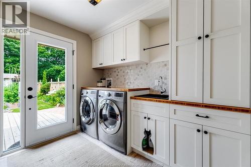 9 Margaret, Leamington, ON - Indoor Photo Showing Laundry Room