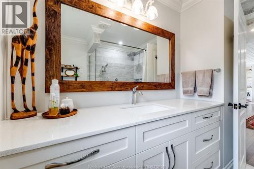 9 Margaret, Leamington, ON - Indoor Photo Showing Bathroom