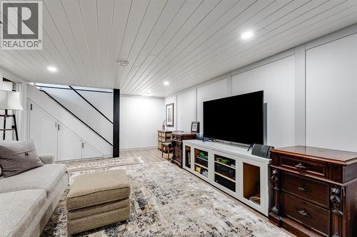 9 Margaret, Leamington, ON - Indoor