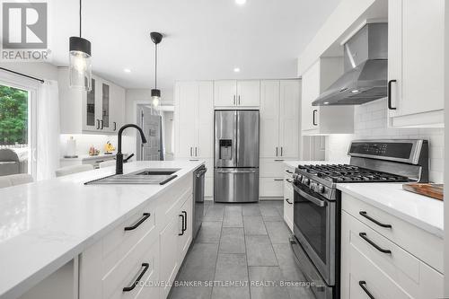41 Rideau Ferry Road, Rideau Lakes, ON - Indoor Photo Showing Kitchen With Upgraded Kitchen