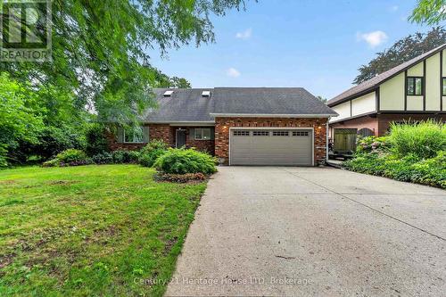 6254 GORE STREET  Niagara Falls (Stamford), ON L2J 4G5