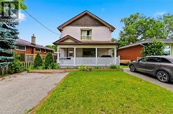 13 USHER Street  Brantford, ON N3R 1B8