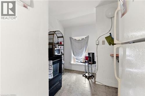 13 Usher Street, Brantford, ON - Indoor