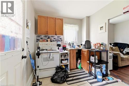 13 Usher Street, Brantford, ON - Indoor