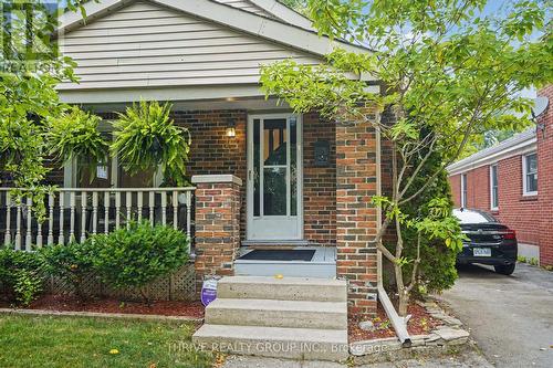 10 BYRON AVENUE E  London South (South F), ON N6C 1C5