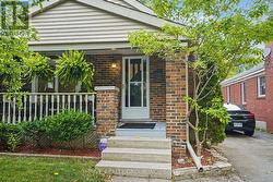 10 BYRON AVENUE E  London South (South F), ON N6C 1C5