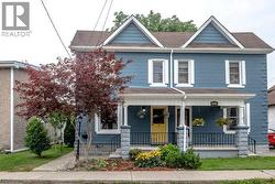 286 HATT Street  Dundas, ON L9H 2H3