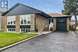 47 WENDERLY DRIVE  Toronto, ON M6B 2P1