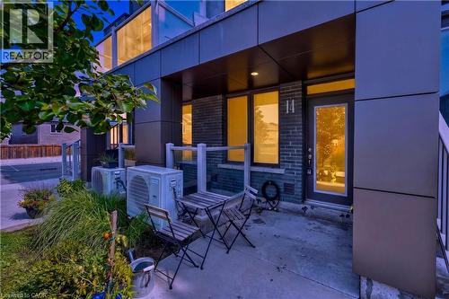 261 SKINNER Road Unit# 14 , Waterdown, Ontario L8B 1W6 3