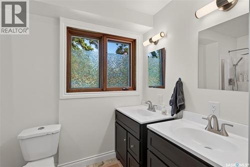 1601 100A Street, Tisdale, SK - Indoor Photo Showing Bathroom