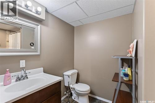 1601 100A Street, Tisdale, SK - Indoor Photo Showing Bathroom