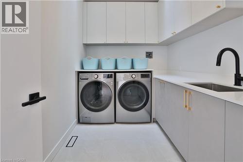 70 Upper Mount Albion Road, Hamilton, ON - Indoor Photo Showing Laundry Room