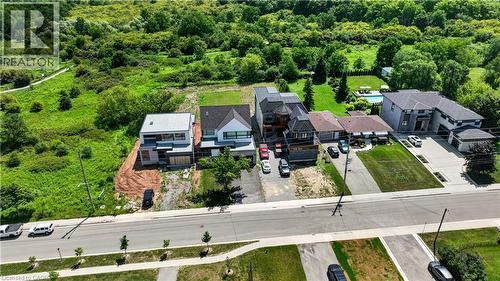 70 Upper Mount Albion Road, Hamilton, ON - Outdoor