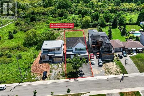 70 Upper Mount Albion Road, Hamilton, ON - Outdoor