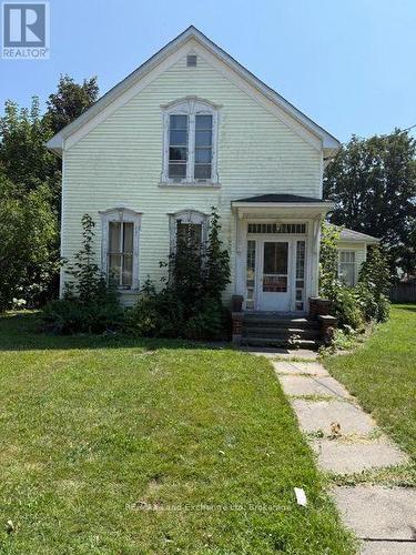 98 TRAFALGAR STREET  Goderich (Goderich (Town)), ON N7A 1T6