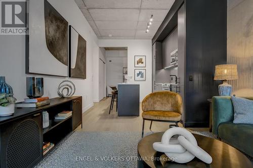 217 - 10 James Street, Ottawa, ON - Indoor