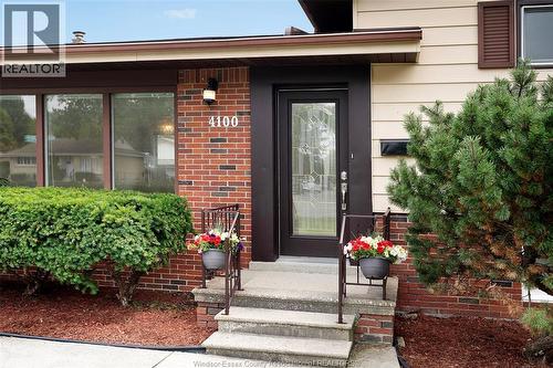 4100 Mount Royal, Windsor, ON - Outdoor With Exterior