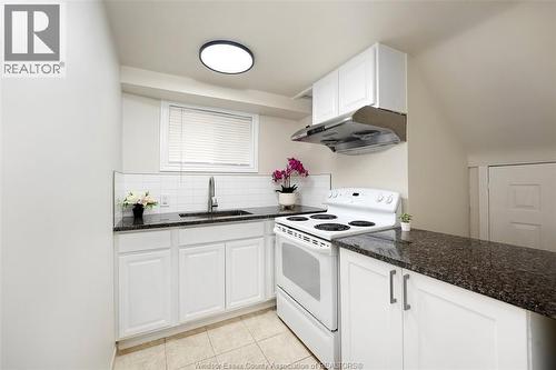 4100 Mount Royal, Windsor, ON - Indoor Photo Showing Kitchen