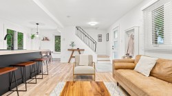 Salon - 