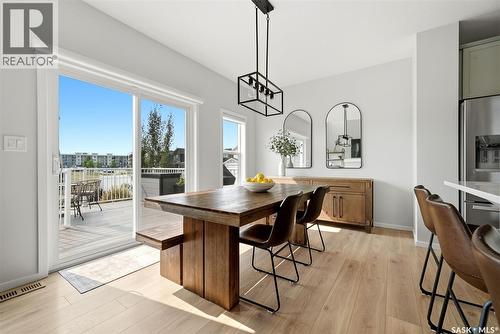 5209 E Green Crescent, Regina, SK - Indoor Photo Showing Dining Room