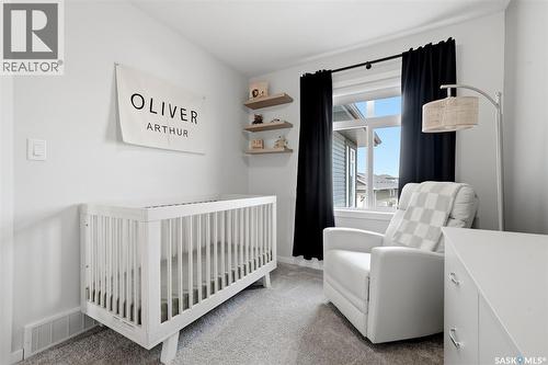 5209 E Green Crescent, Regina, SK - Indoor Photo Showing Bedroom