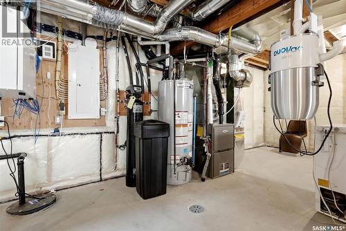 5209 E Green Crescent, Regina, SK - Indoor Photo Showing Basement
