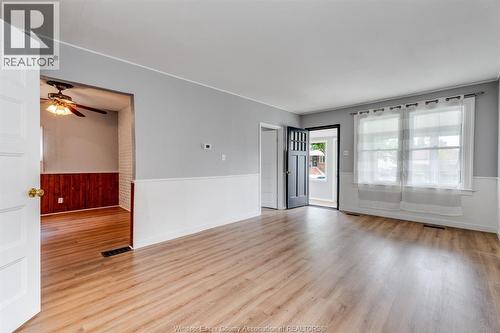 1563 Albert Road, Windsor, ON - Indoor Photo Showing Other Room