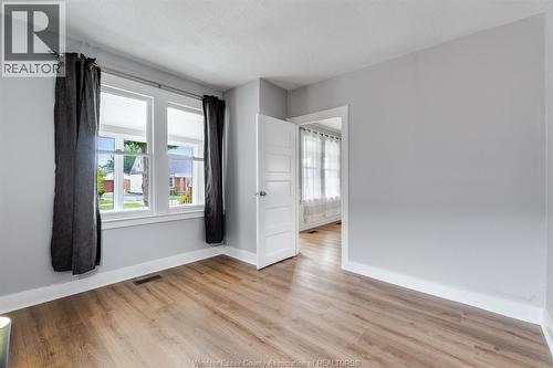 1563 Albert Road, Windsor, ON - Indoor Photo Showing Other Room