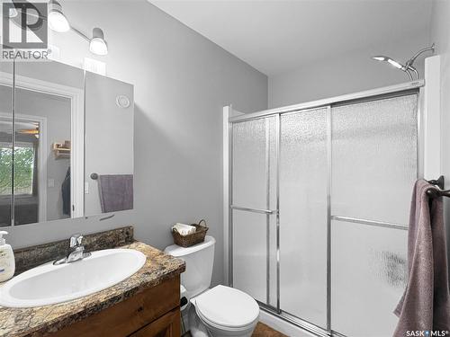 412 Birch Drive, Maidstone, SK - Indoor Photo Showing Bathroom