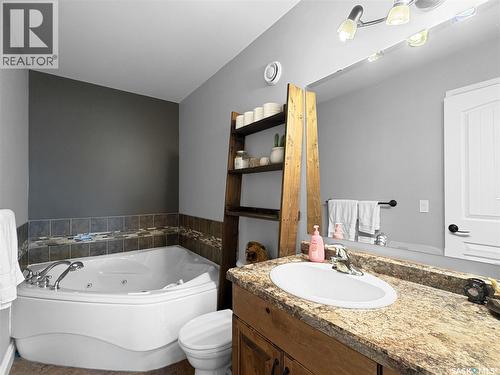 412 Birch Drive, Maidstone, SK - Indoor Photo Showing Bathroom