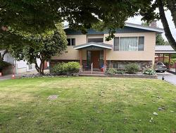 13852 MALABAR AVENUE  White Rock, BC V4B 2X9