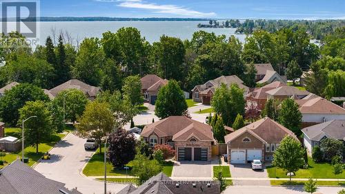 619 GLEN CEDAR CRESCENT  Innisfil, ON L9S 2J4