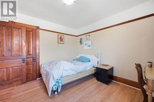 1798 King Street E, Cambridge, ON - Indoor Photo Showing Bedroom