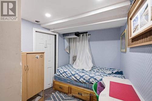 1798 King Street E, Cambridge, ON - Indoor Photo Showing Bedroom