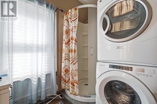 1798 King Street E, Cambridge, ON - Indoor Photo Showing Laundry Room