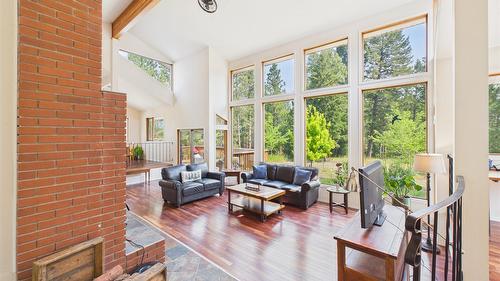 5740 Kennedy Road, Cranbrook, BC -  Photo Showing Other Room