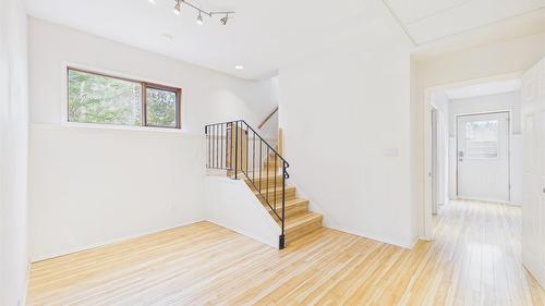 5740 Kennedy Road, Cranbrook, BC - Indoor Photo Showing Other Room