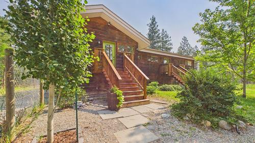 5740 Kennedy Road, Cranbrook, BC - Outdoor