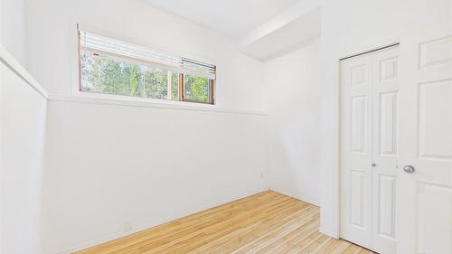 5740 Kennedy Road, Cranbrook, BC - Indoor Photo Showing Other Room