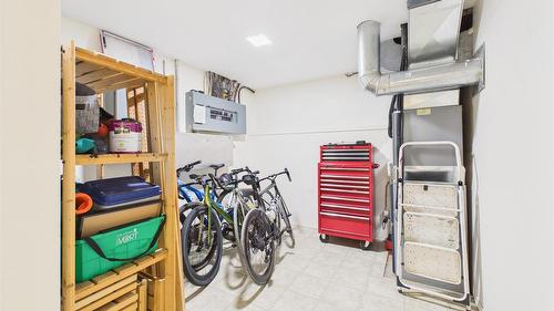 5740 Kennedy Road, Cranbrook, BC - Indoor