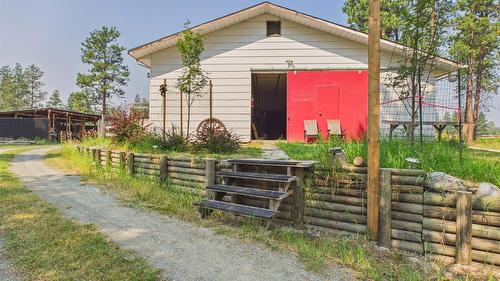 5740 Kennedy Road, Cranbrook, BC - Outdoor